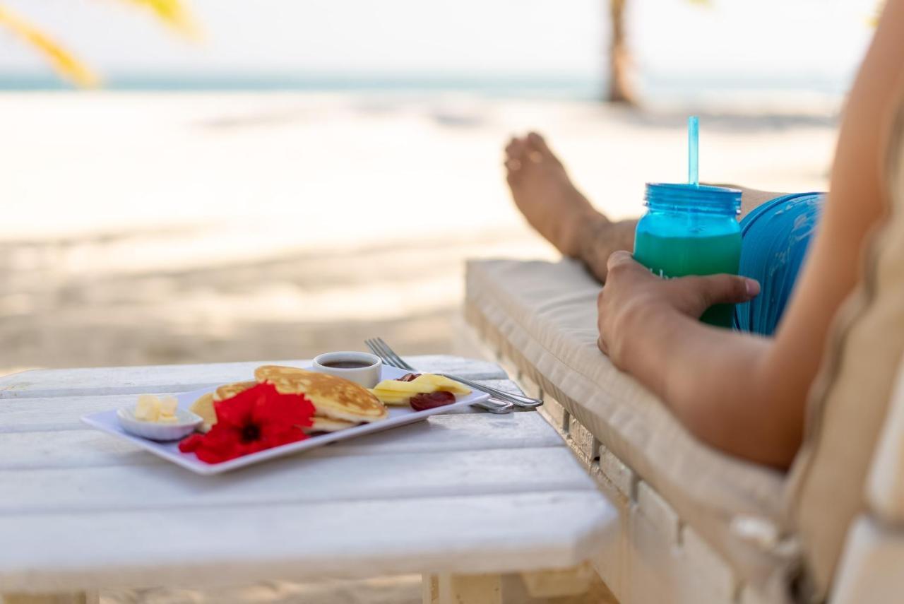 Caribbean Beach Cabanas Placencia Bagian luar foto
