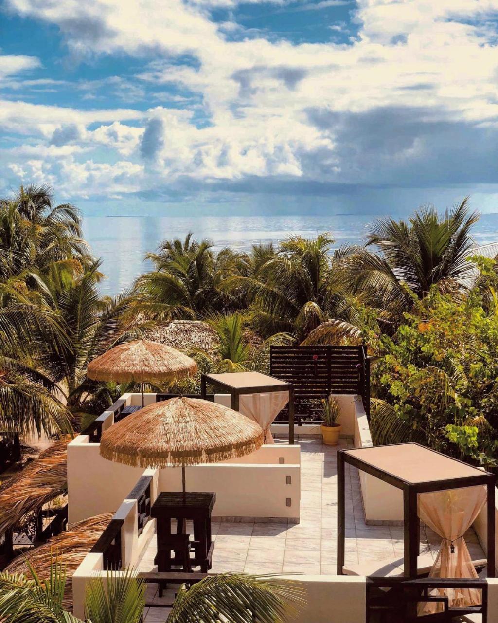 Caribbean Beach Cabanas Placencia Bagian luar foto