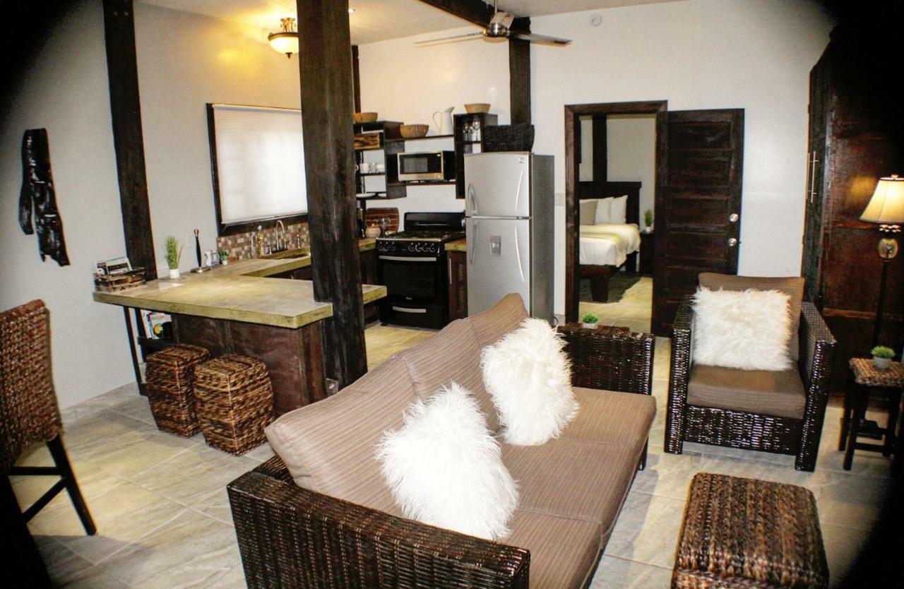 Caribbean Beach Cabanas Placencia Bagian luar foto